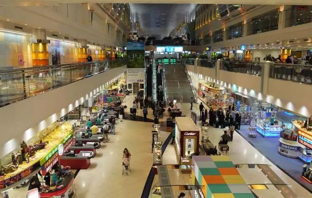 什么叫跨境旅行_探讨数字资产在旅游行业的应用：如何提升跨境旅行的便利性_跨境旅游app