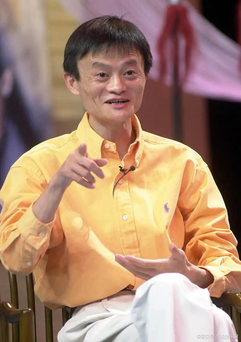 马云：从普通家庭走出的商业传奇，他的传奇人生历程