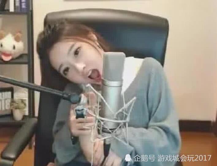 冯提莫与粉丝互动游戏，欢乐不停_冯提莫与粉丝互动游戏，欢乐不停_冯提莫与粉丝互动游戏，欢乐不停
